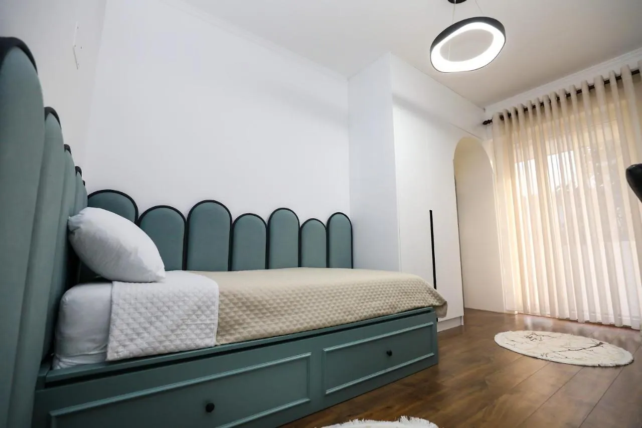 Tirana Center Apartment - Your Cosy Corner 0*,